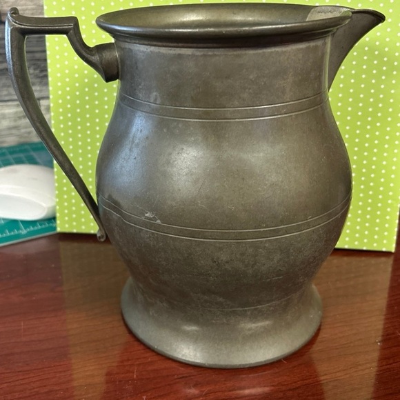 Pitcher - Picture 1 of 4